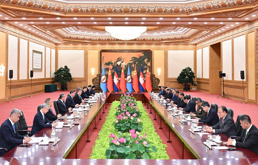 ExCDAO9TlKOOxSCG.jpg