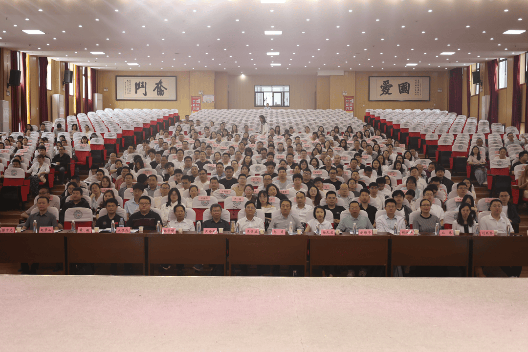 D868CI8j002bqc85.jpg