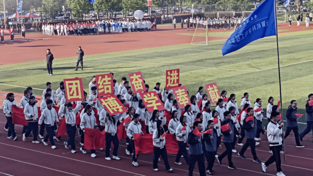 Bvv1N488FLCX2P21.jpg