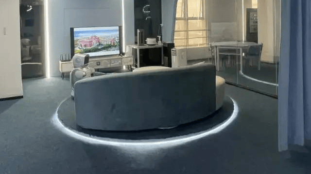 QP77eGf9j7JIClgy.jpg