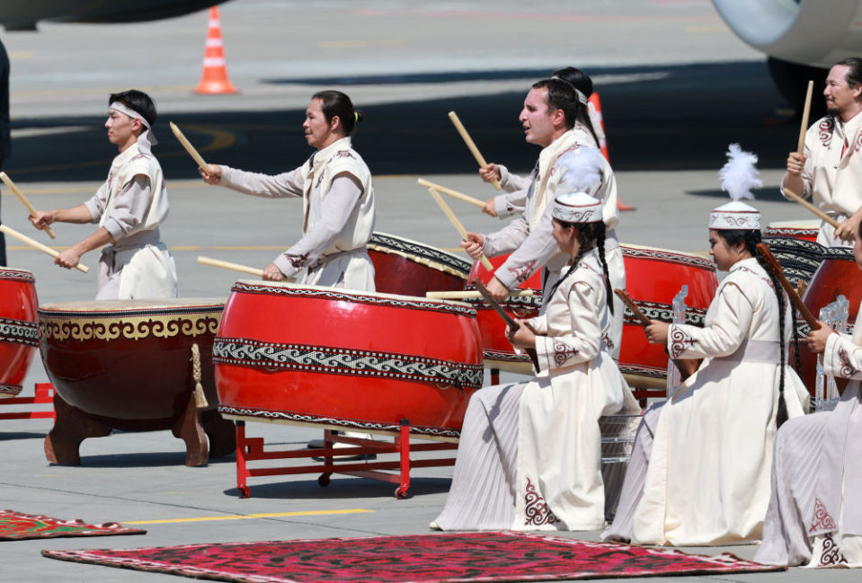 eZ8AoKkSeo8kEHIE.jpg